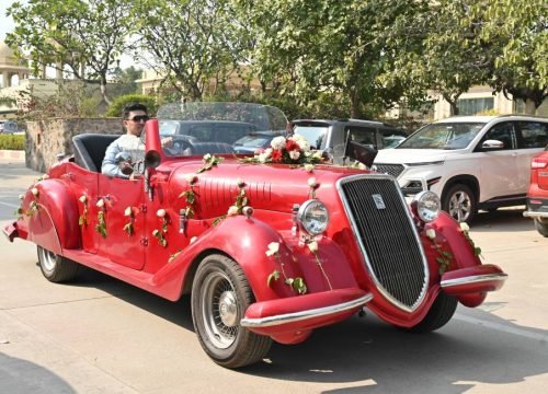 vintage-car-rent-for-wedding